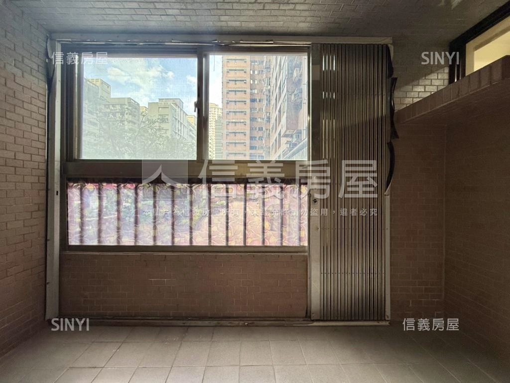 山海大地低總價紅樹林四房房屋室內格局與周邊環境