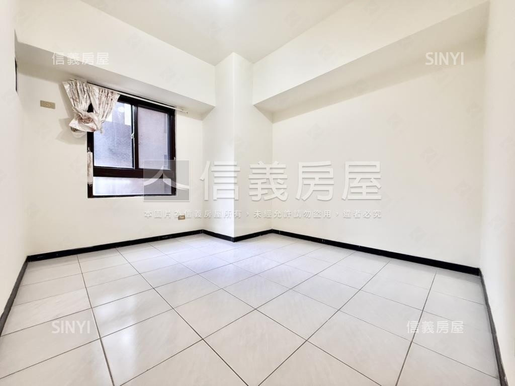 山海大地低總價紅樹林四房房屋室內格局與周邊環境