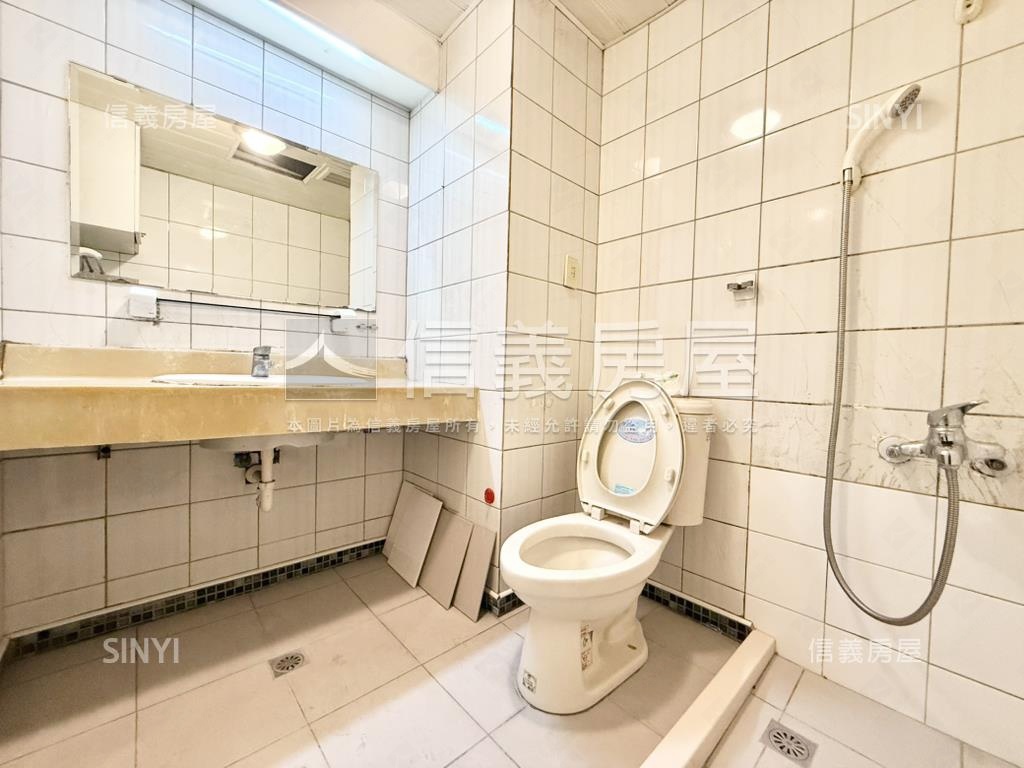 山海大地低總價紅樹林四房房屋室內格局與周邊環境