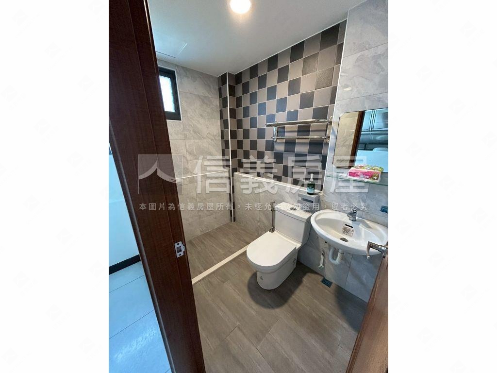 近海音正街整新透天房屋室內格局與周邊環境