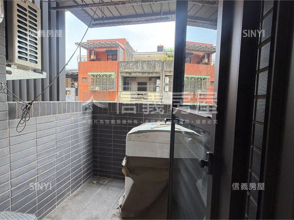 Ａ２１旁光明無限兩房車位房屋室內格局與周邊環境