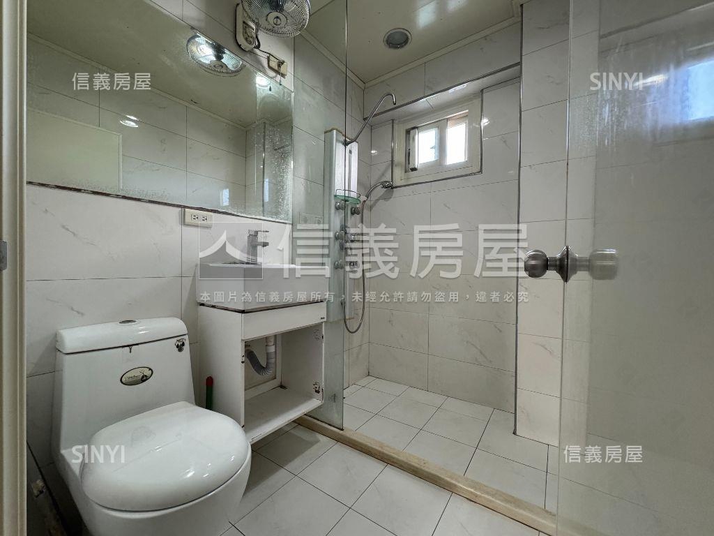 樂群公園旁美麗２房房屋室內格局與周邊環境