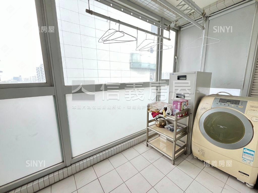 昇捷雲濤三房四衛浴房屋室內格局與周邊環境