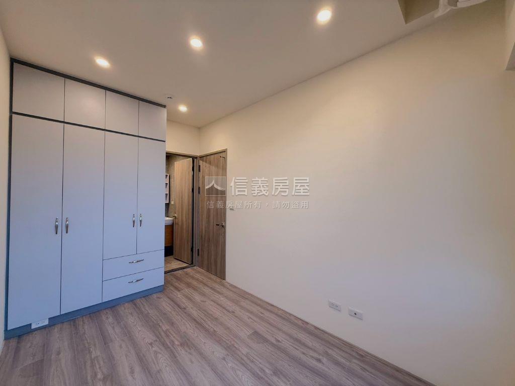 昂峰惟美美裝潢兩房兩衛房屋室內格局與周邊環境