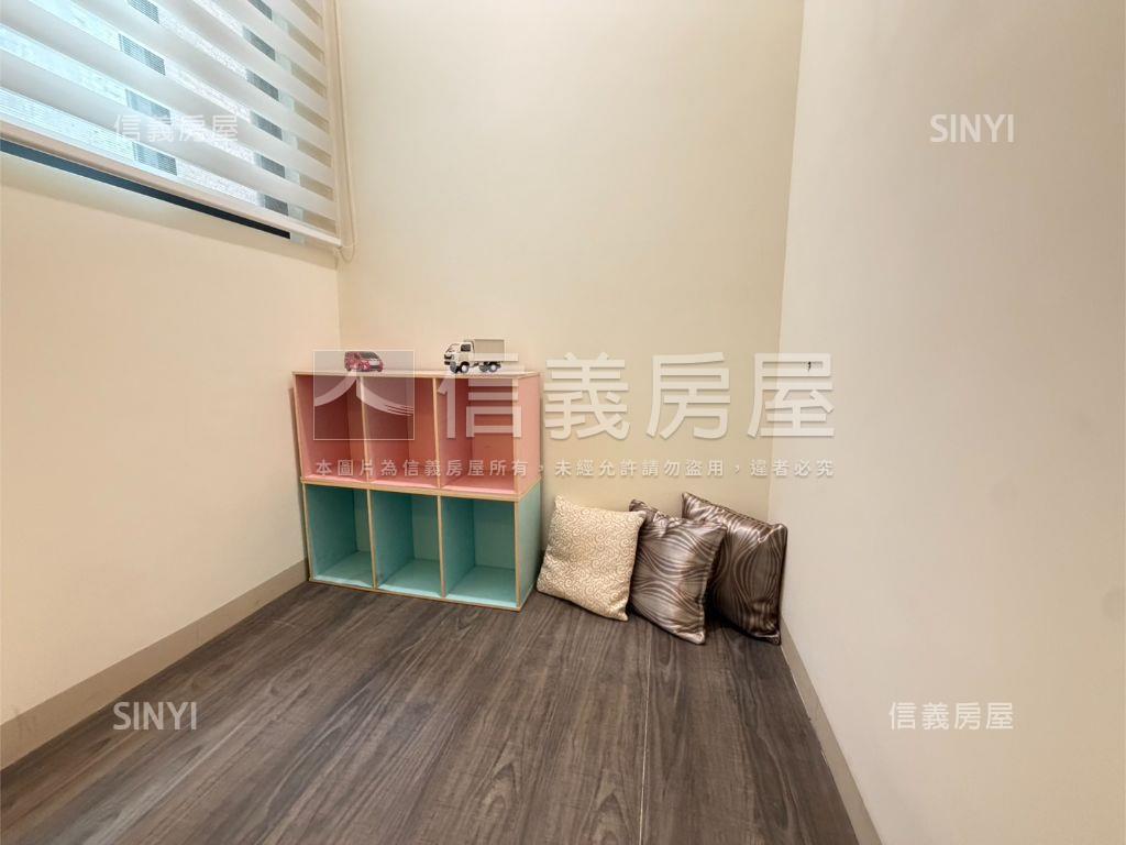 竹東核心典藏車庫豪邸房屋室內格局與周邊環境