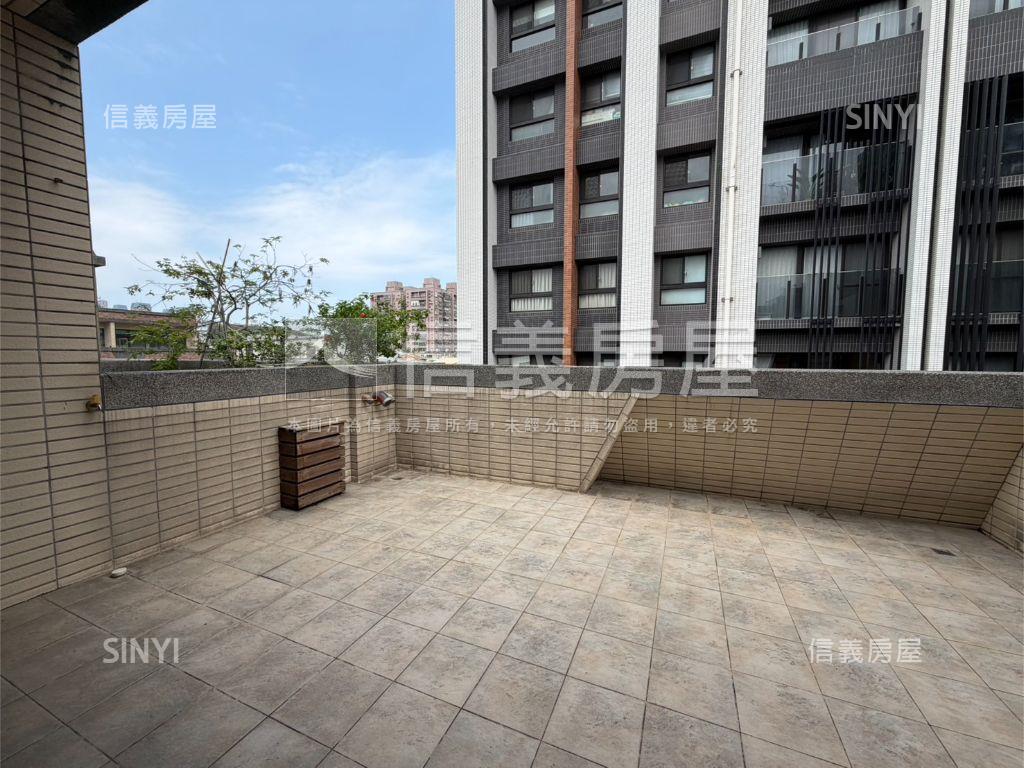 竹東核心典藏車庫豪邸房屋室內格局與周邊環境