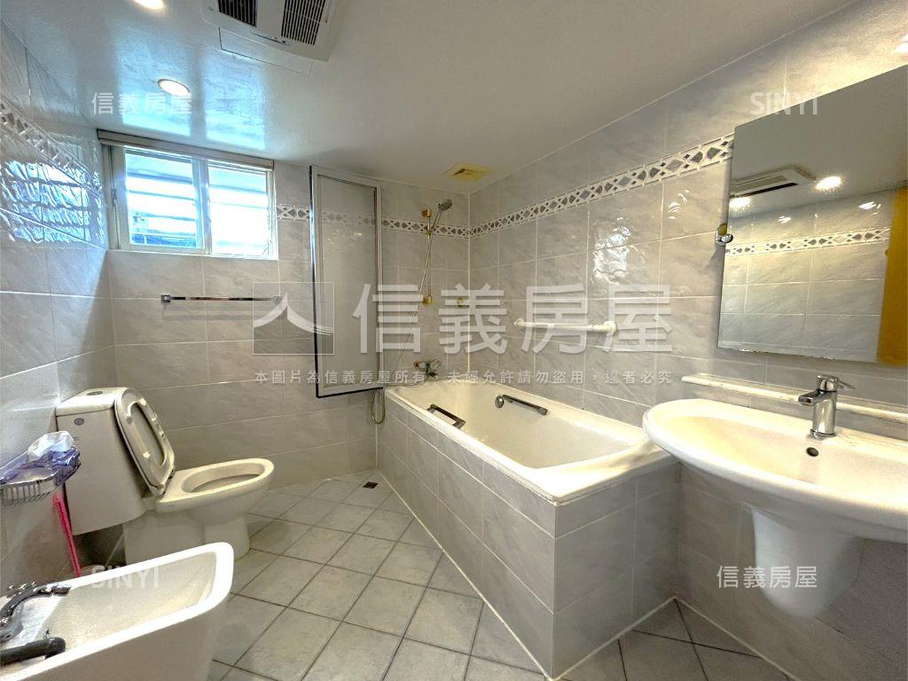 金馬報喜管理電梯大空間房屋室內格局與周邊環境