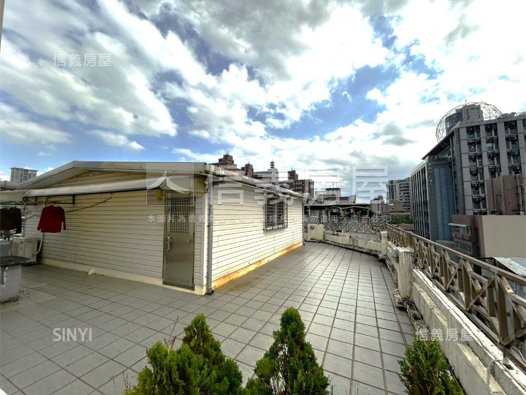 金馬報喜管理電梯大空間房屋室內格局與周邊環境