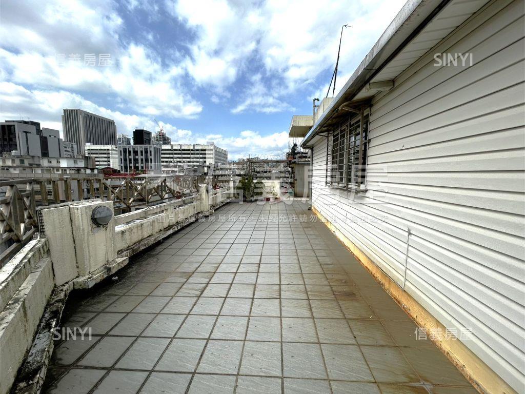 金馬報喜管理電梯大空間房屋室內格局與周邊環境