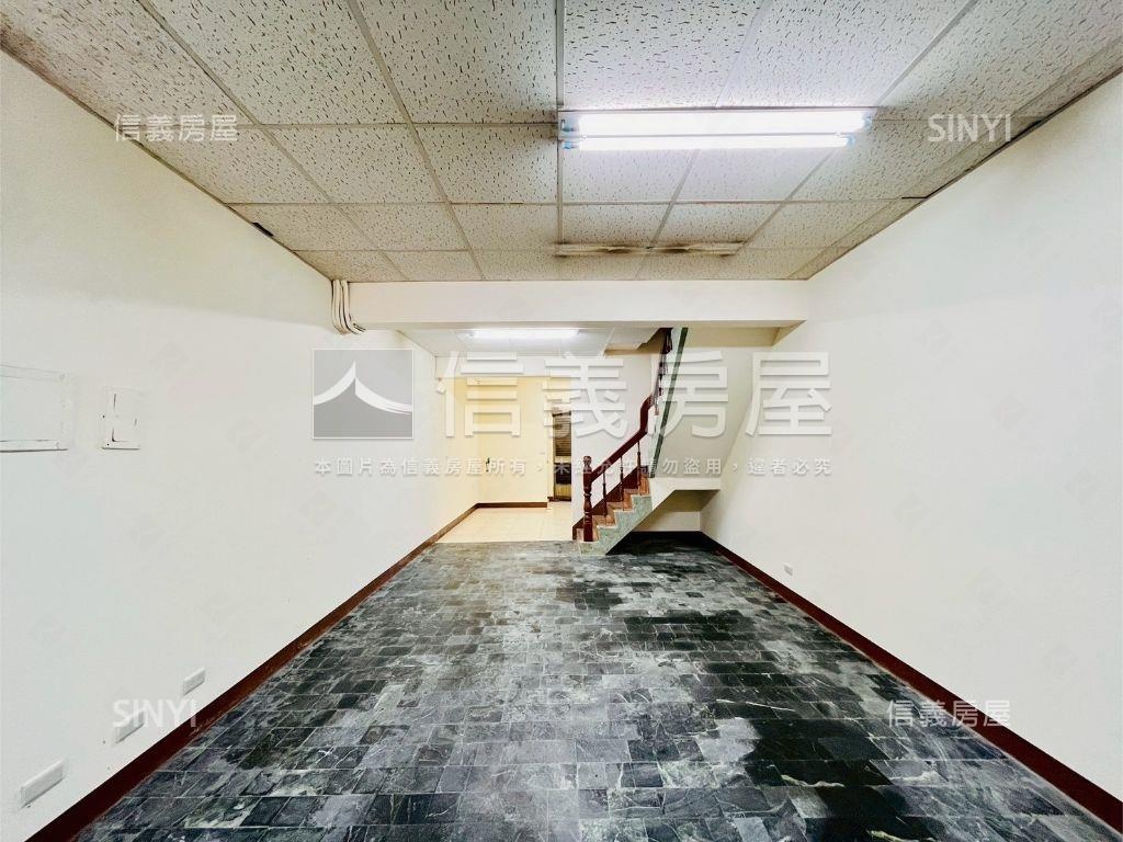 近科工館地點漂亮好用店面房屋室內格局與周邊環境