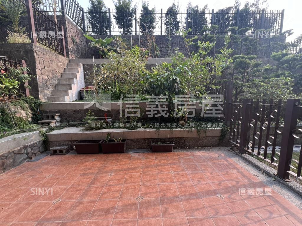 義大學城莊園庭院別墅房屋室內格局與周邊環境
