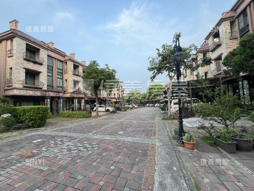 義大學城莊園庭院別墅房屋室內格局與周邊環境