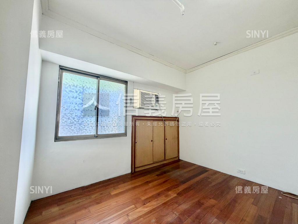 南區高樓三房車位房屋室內格局與周邊環境