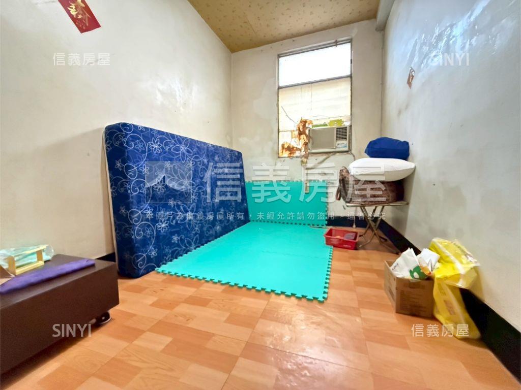 近衛武營成家低總三房房屋室內格局與周邊環境