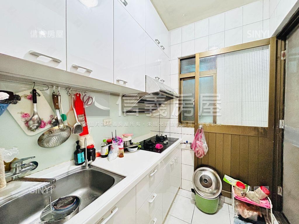 我住在民族路上房屋室內格局與周邊環境