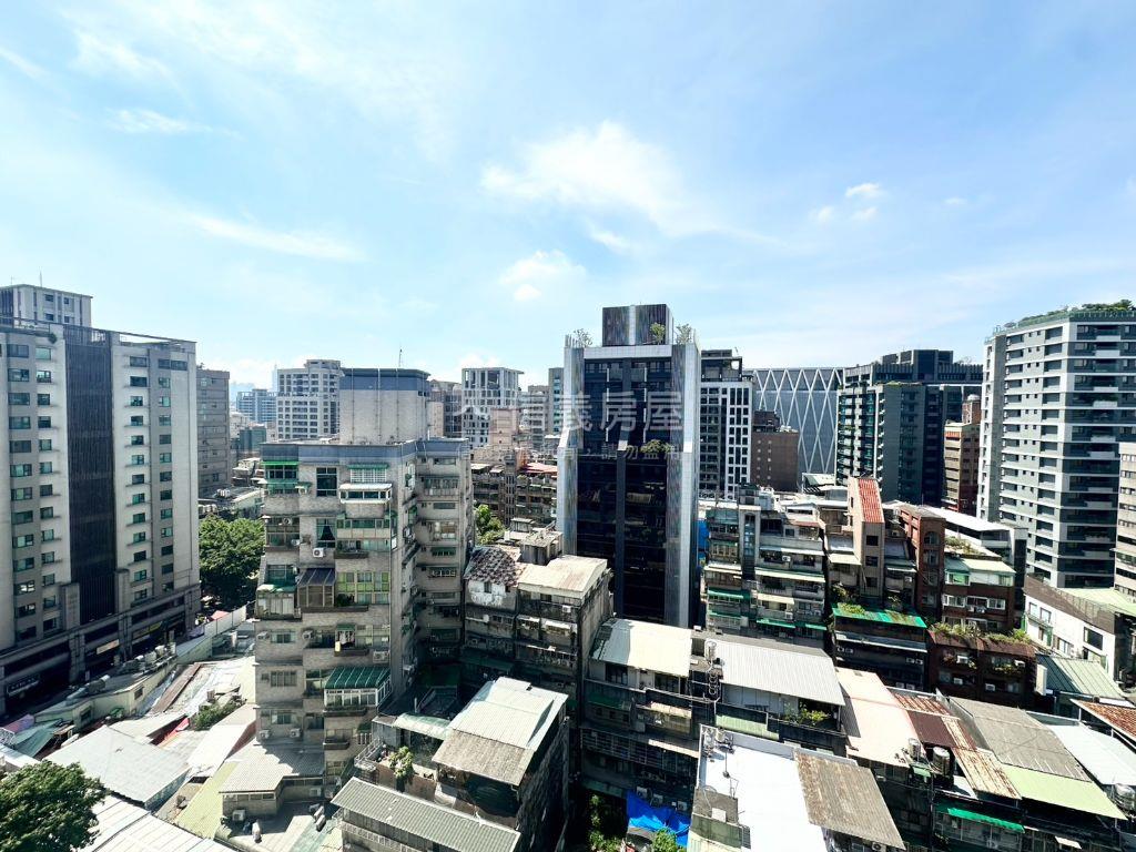 邊間後棟高樓基泰之星房屋室內格局與周邊環境
