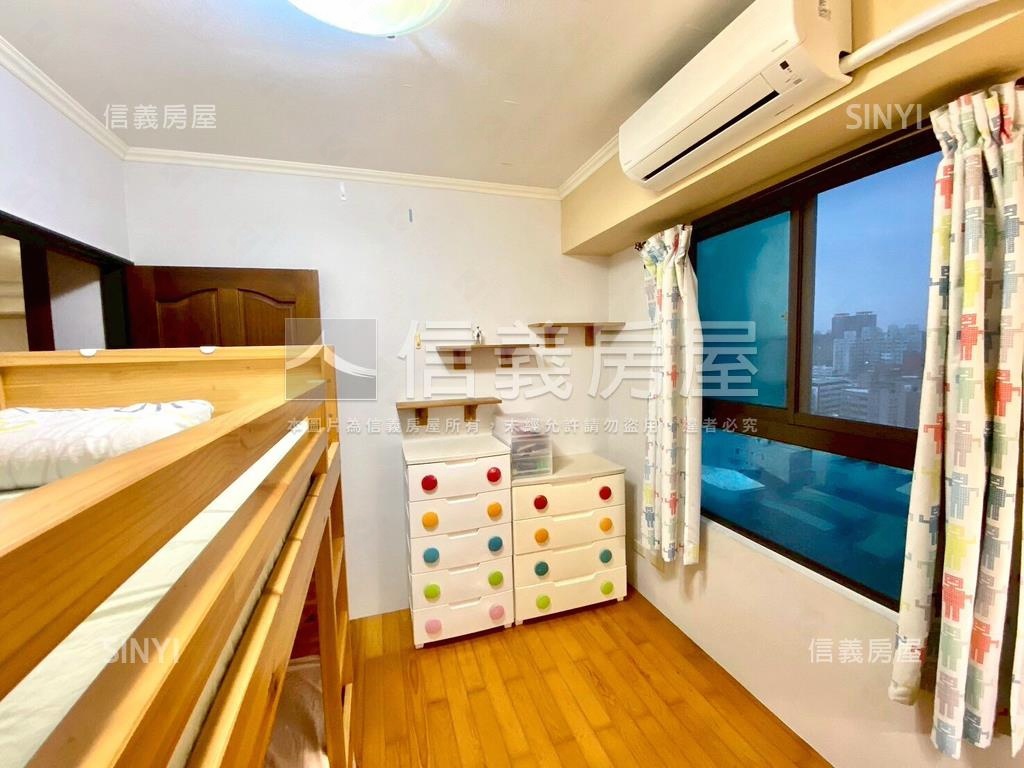 自由自在高樓邊間採光三房房屋室內格局與周邊環境