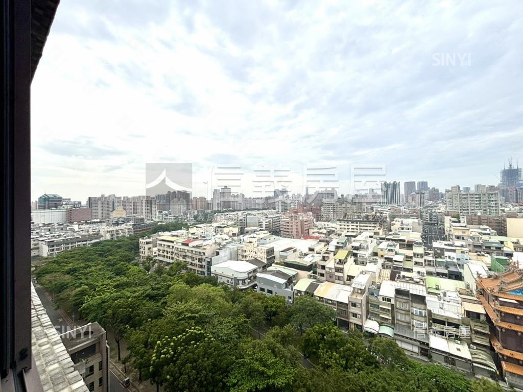 自由自在高樓邊間採光三房房屋室內格局與周邊環境