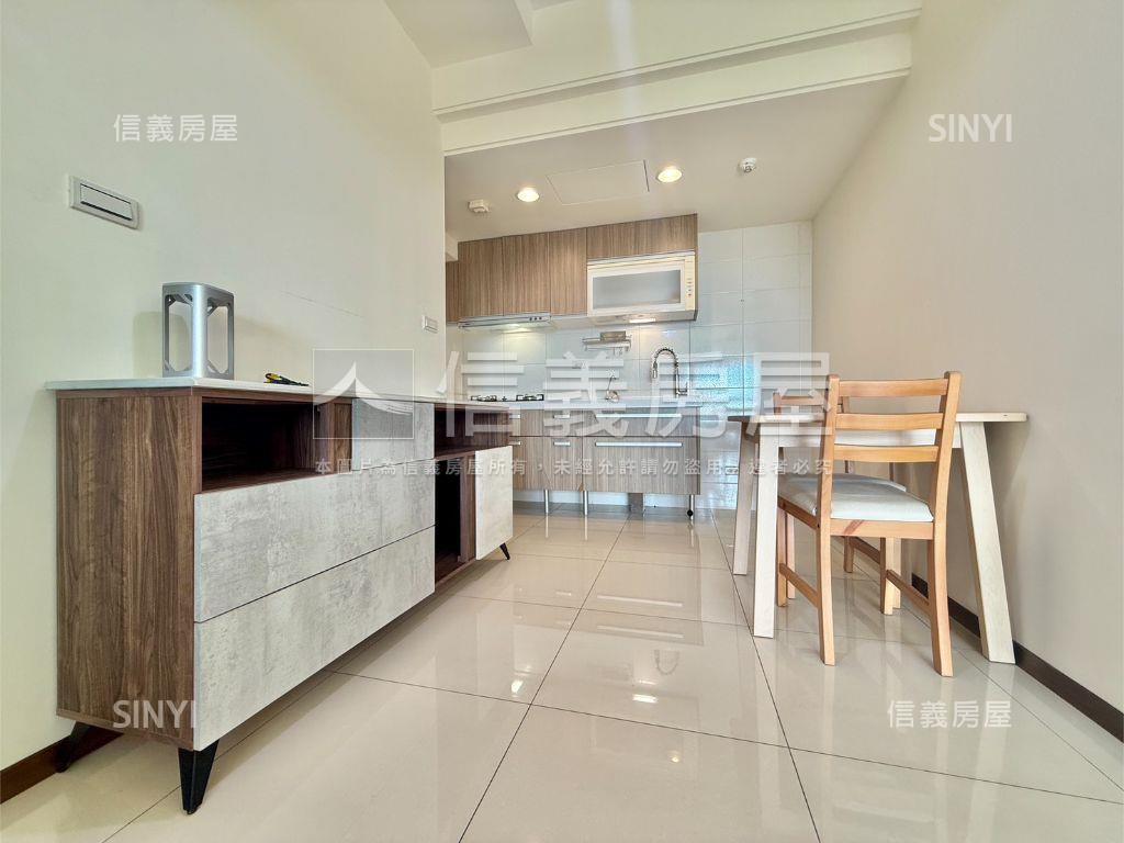 振翔新天地美２房房屋室內格局與周邊環境