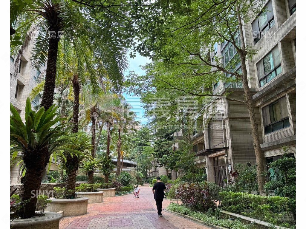 太子近未來捷運明亮三房房屋室內格局與周邊環境