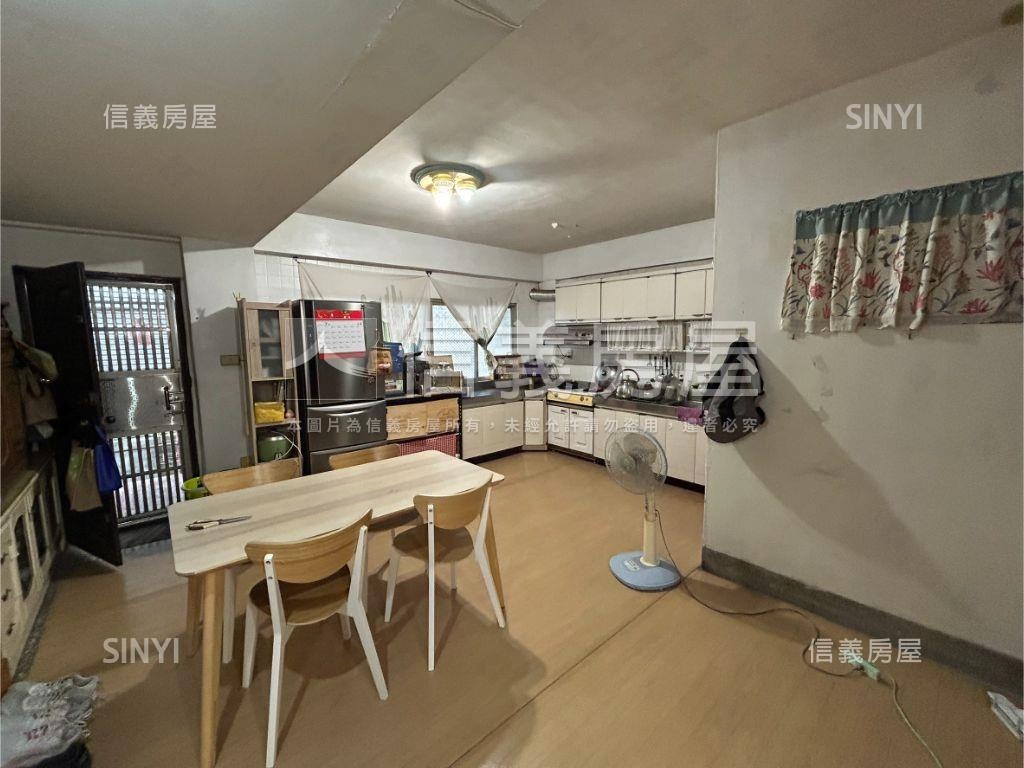稀有★近草悟道邊間透天房屋室內格局與周邊環境