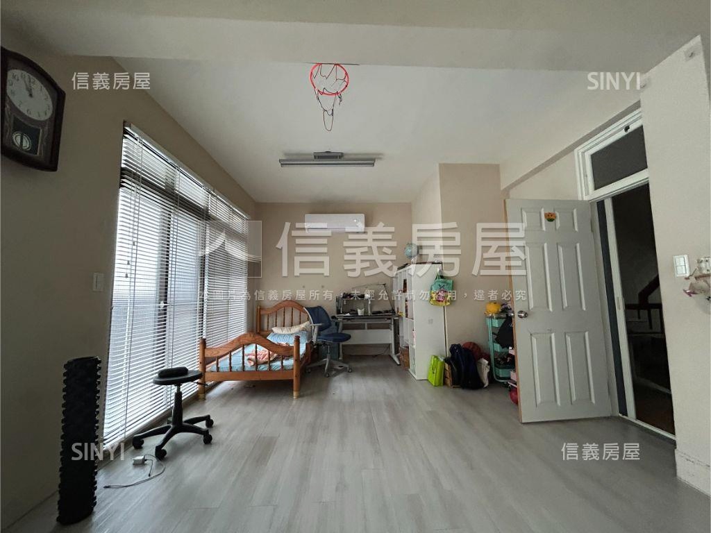 稀有★近草悟道邊間透天房屋室內格局與周邊環境