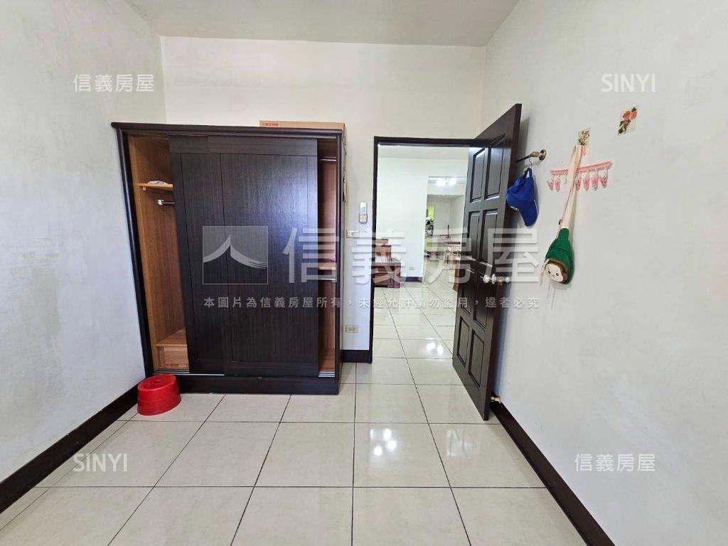 臻愛民西典藏大四房房屋室內格局與周邊環境