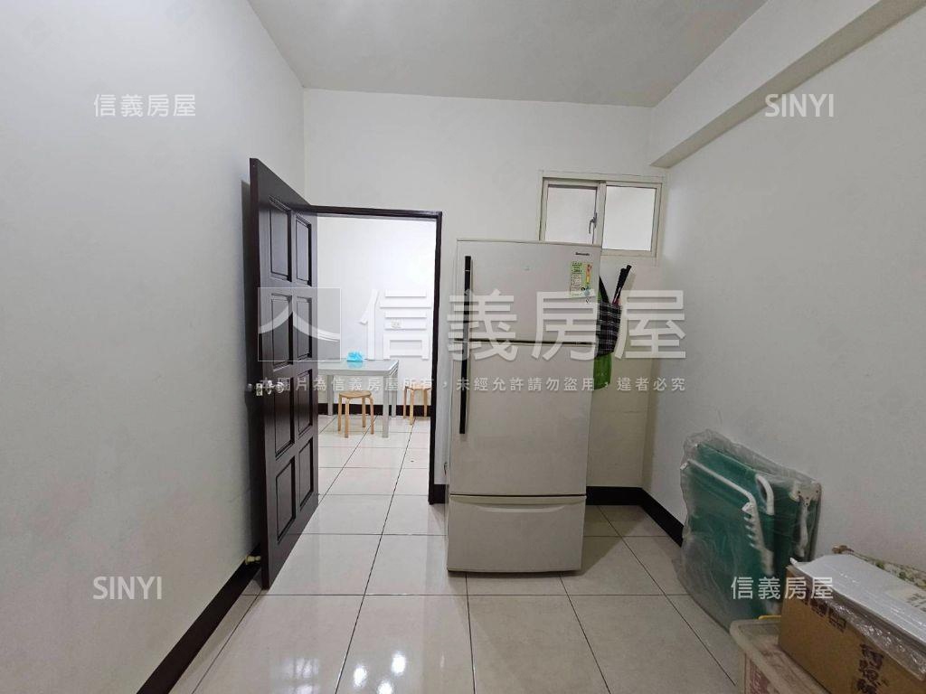 臻愛民西典藏大四房房屋室內格局與周邊環境