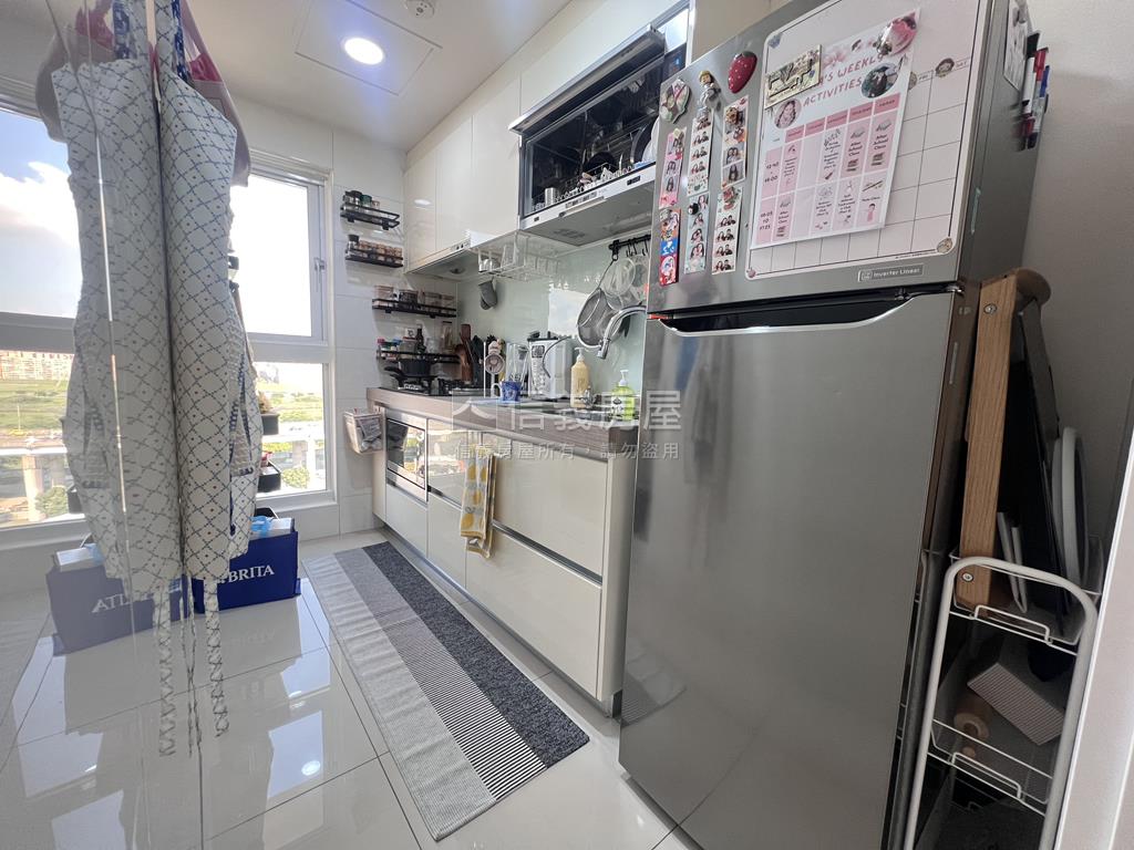 未來之都邊間精裝三房車位房屋室內格局與周邊環境