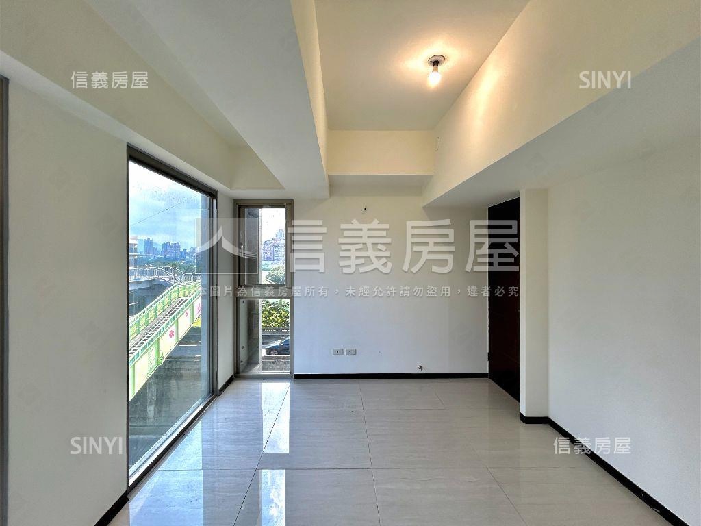 水岸森活輕奢三房房屋室內格局與周邊環境