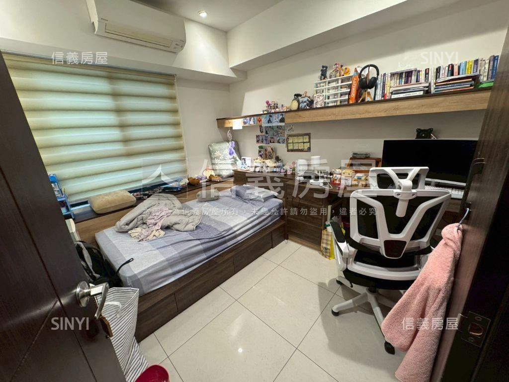 極品✪近７４十期三房車位房屋室內格局與周邊環境
