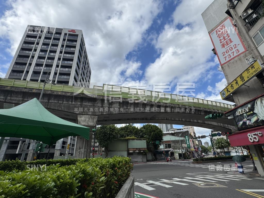 正江南街稀有店面房屋室內格局與周邊環境