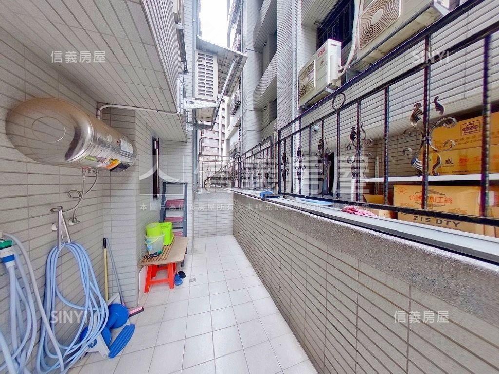 芳洲面公園金店面房屋室內格局與周邊環境
