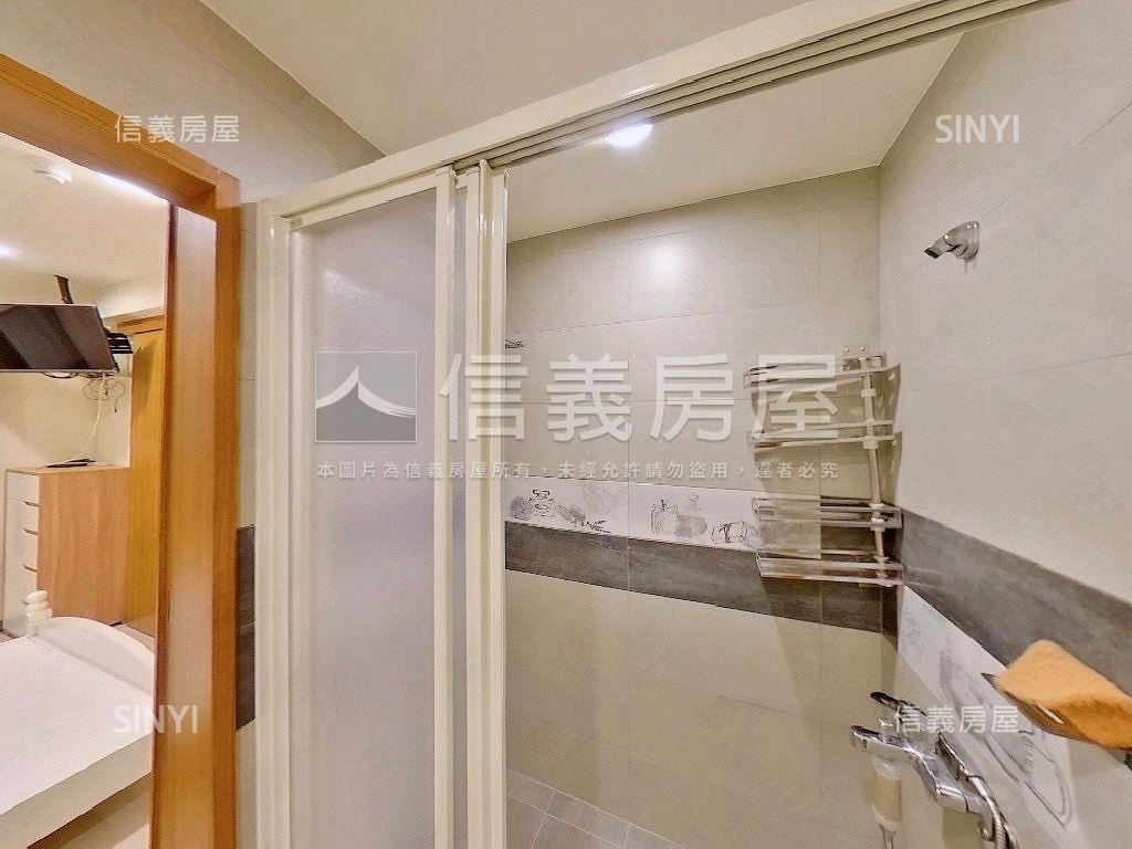 芳洲面公園金店面房屋室內格局與周邊環境