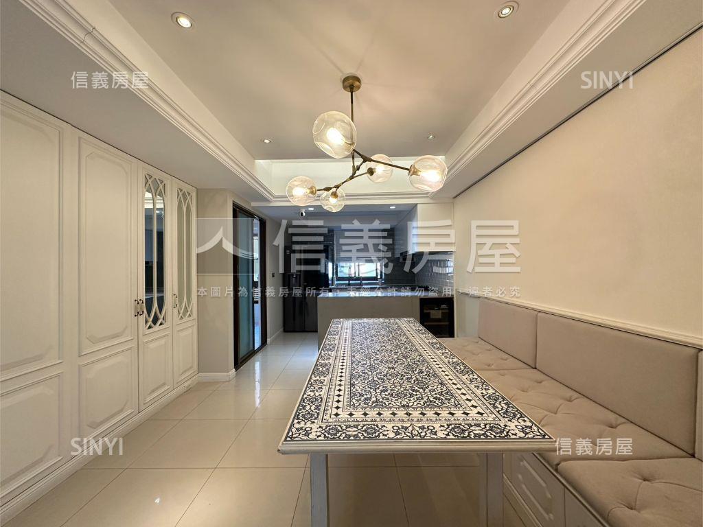 風尚稀有樓中樓含車位房屋室內格局與周邊環境