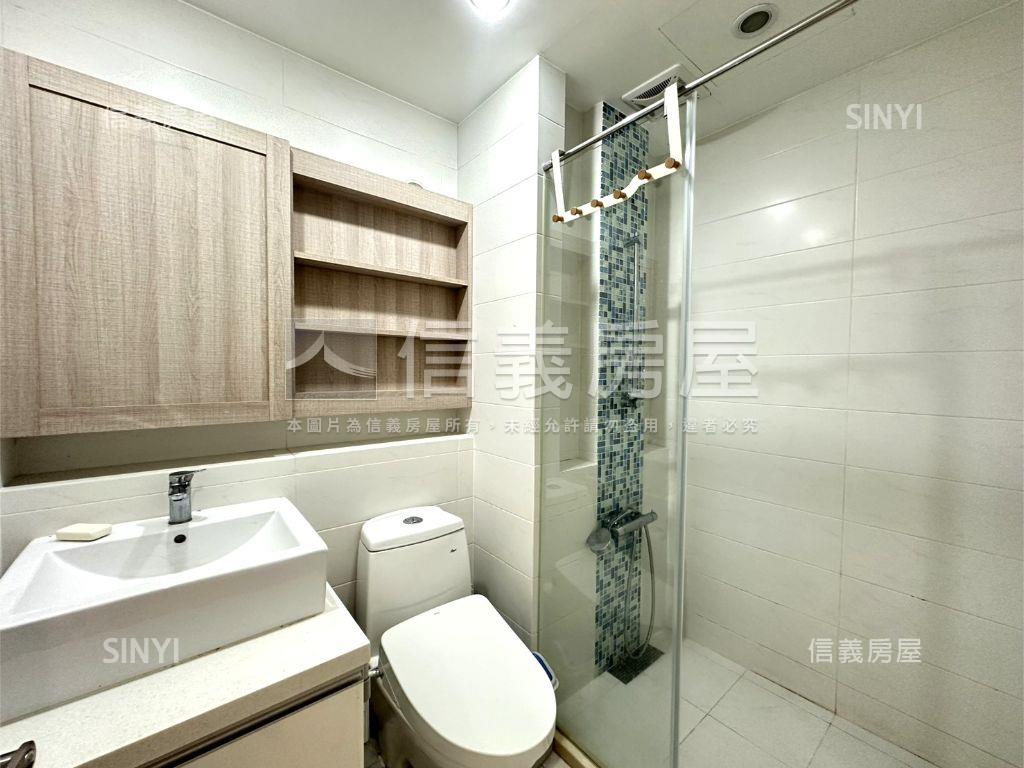 風尚稀有樓中樓含車位房屋室內格局與周邊環境