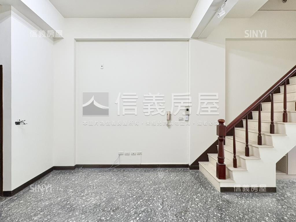 北區文賢國中超優黃金店住房屋室內格局與周邊環境