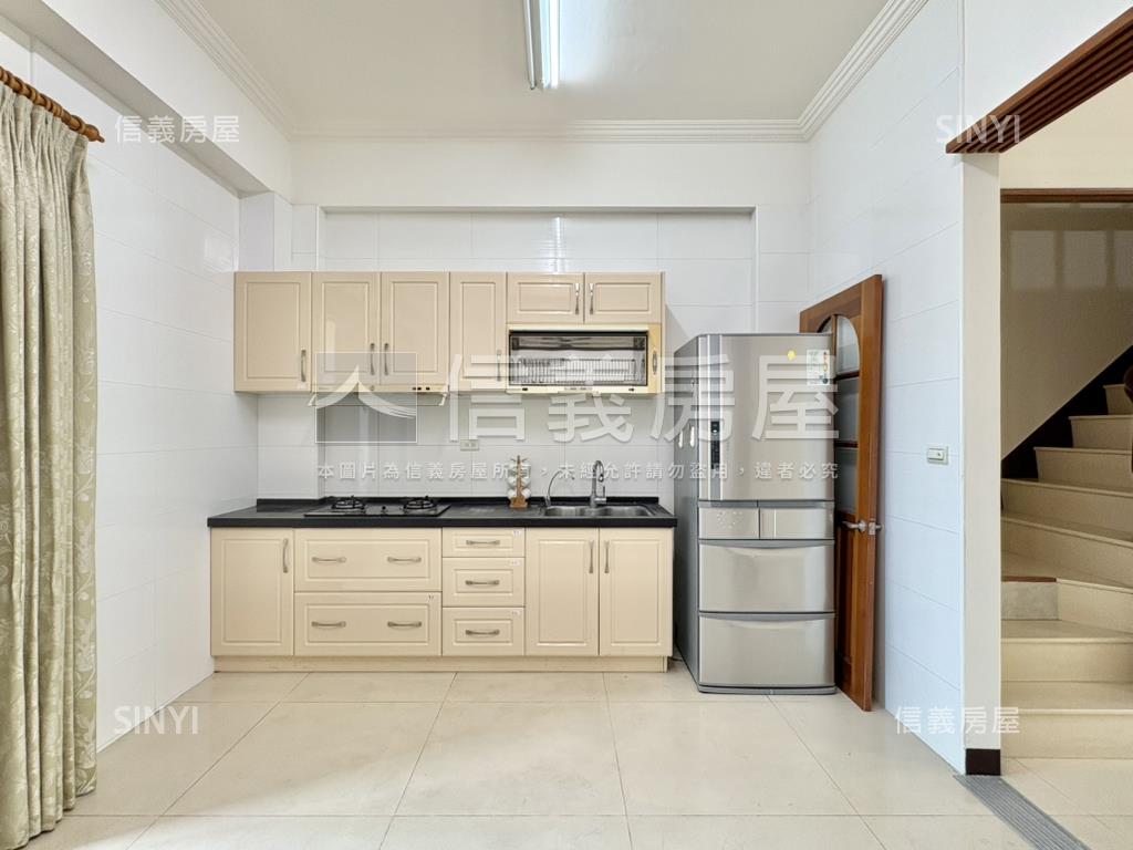 北區文賢國中超優黃金店住房屋室內格局與周邊環境