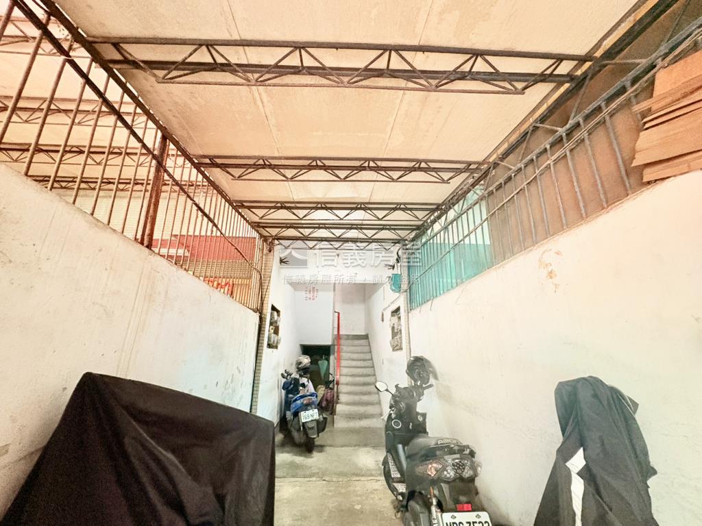 近三重站溫馨美三樓房屋室內格局與周邊環境