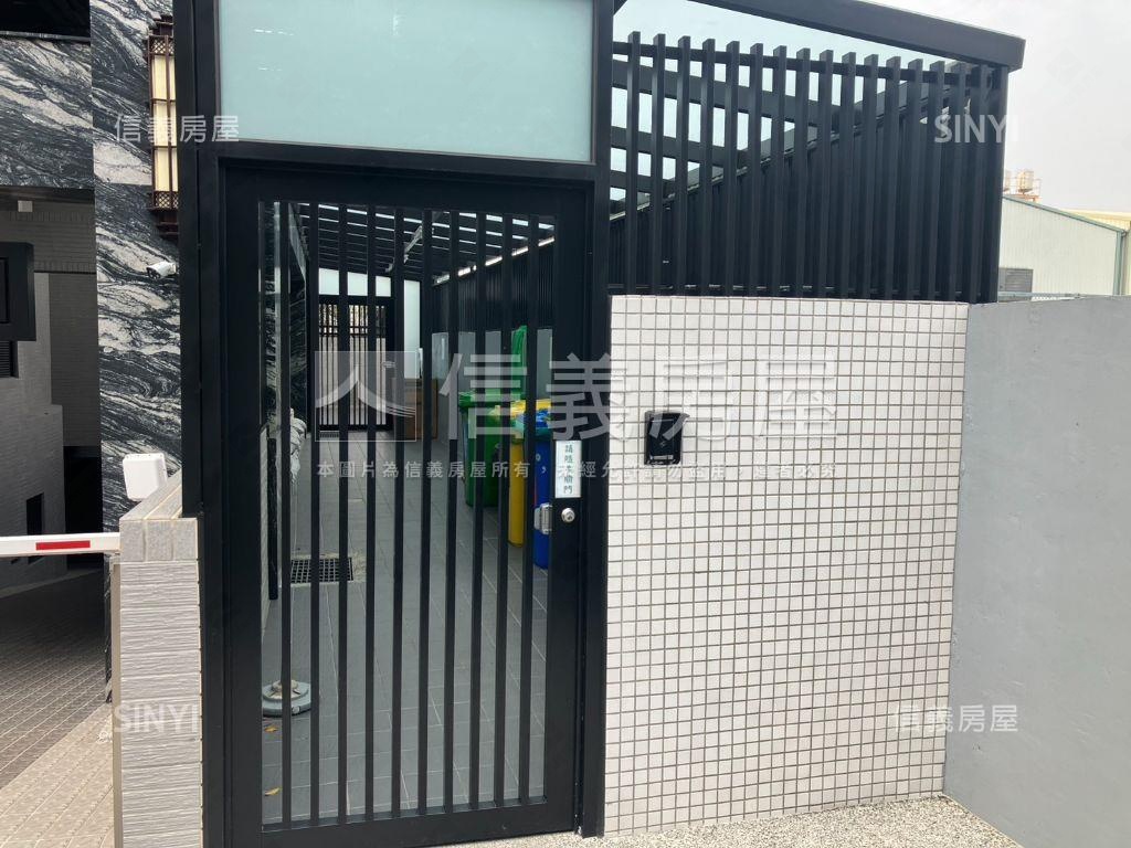 烏日美二房附平面車位房屋室內格局與周邊環境