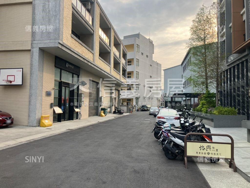 烏日美二房附平面車位房屋室內格局與周邊環境