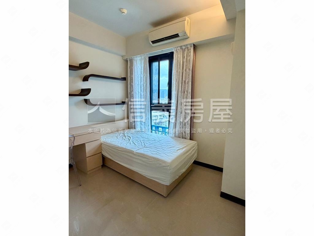 臻盛英倫三房車位房屋室內格局與周邊環境