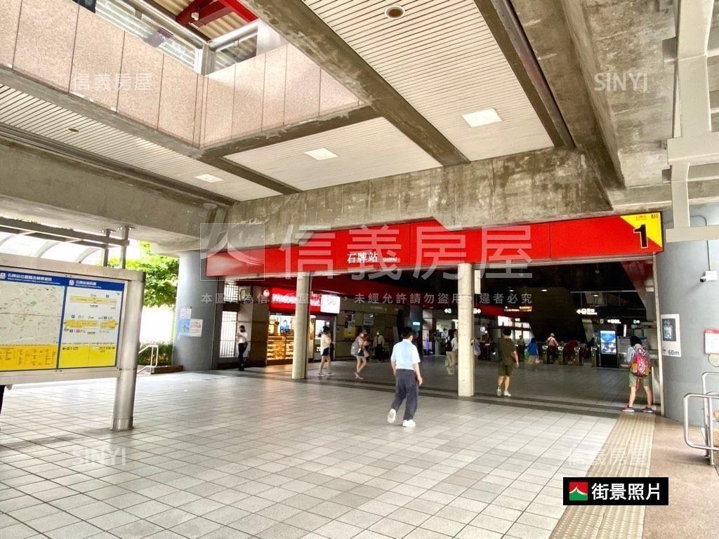 臻盛英倫三房車位房屋室內格局與周邊環境