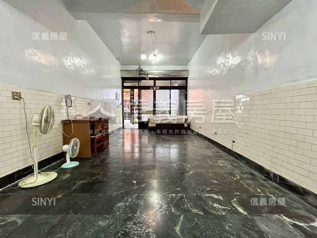高醫商圈朝北正街騎樓透店房屋室內格局與周邊環境