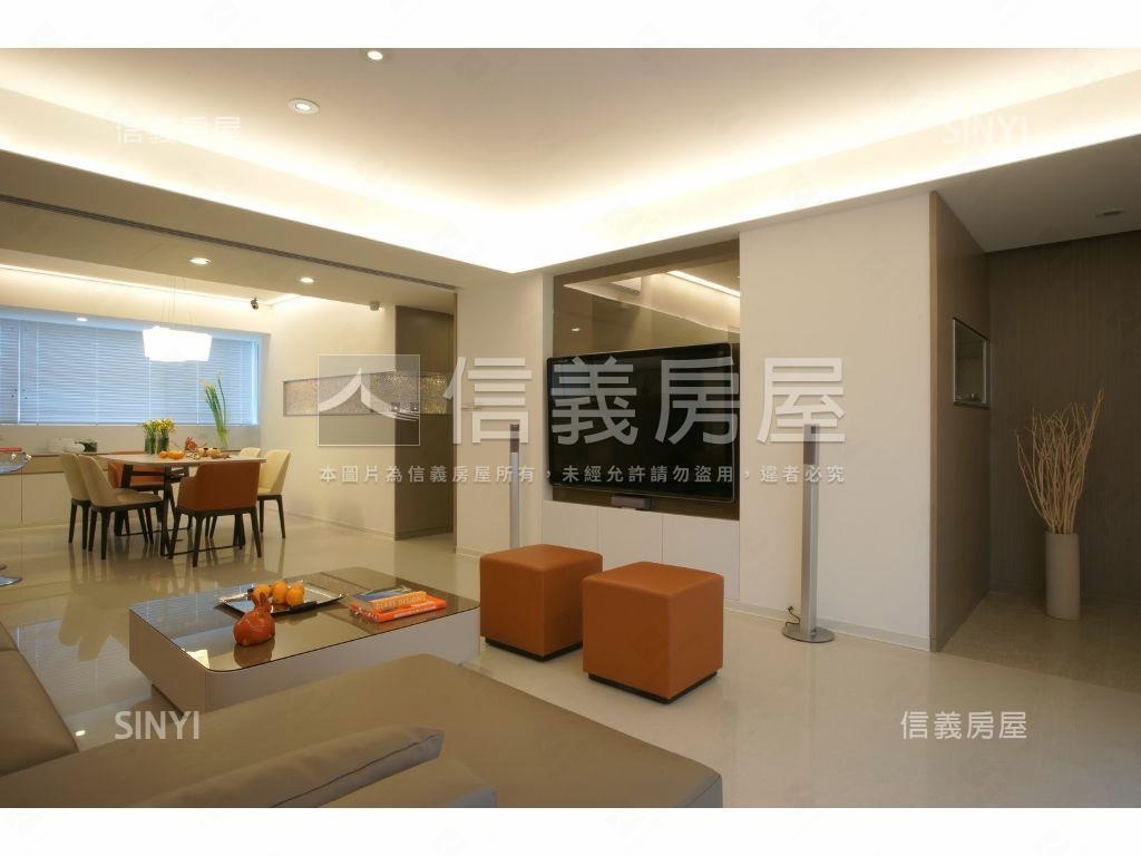 敦南４房華廈附坡平車位房屋室內格局與周邊環境