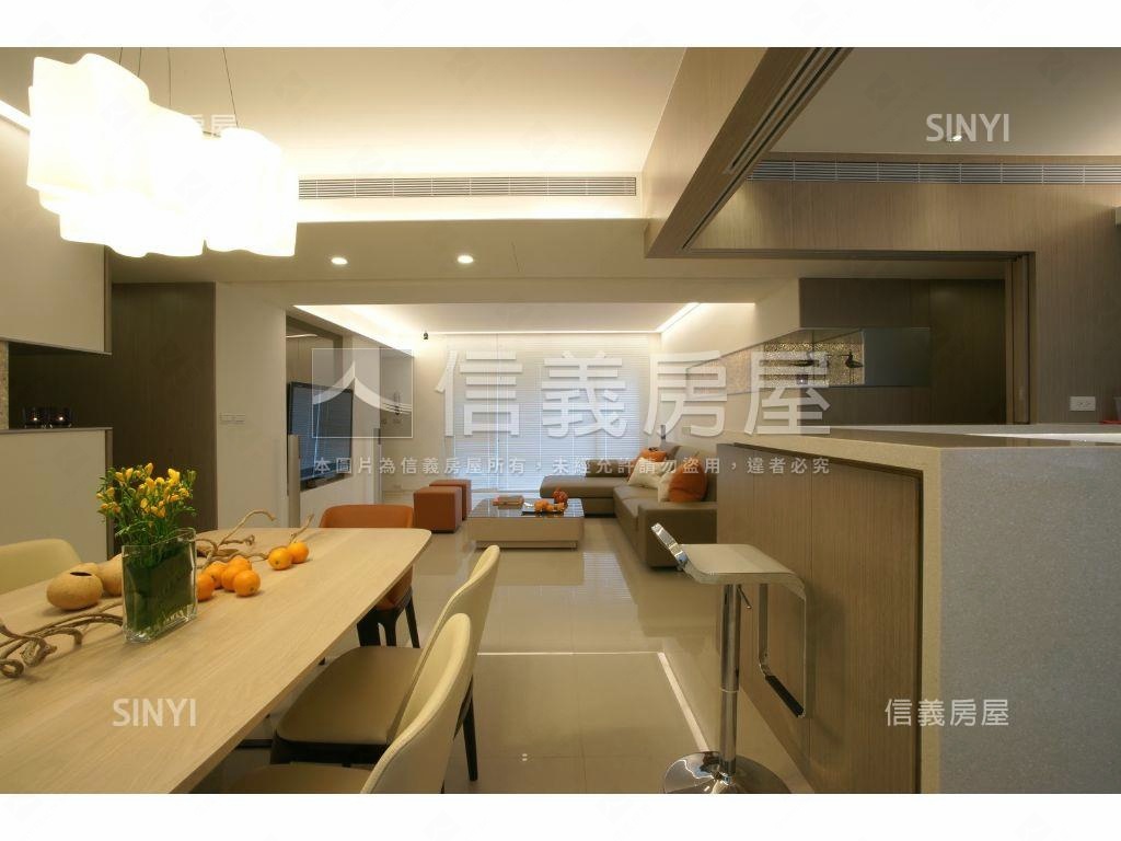 敦南４房華廈附坡平車位房屋室內格局與周邊環境