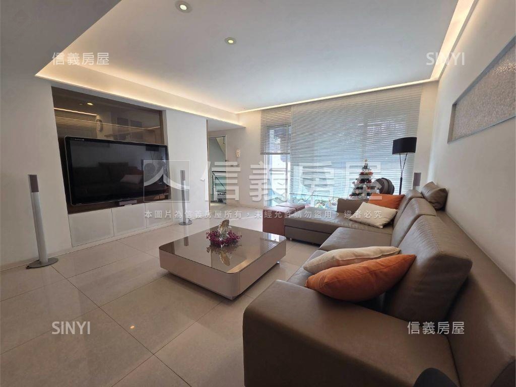 敦南４房華廈附坡平車位房屋室內格局與周邊環境