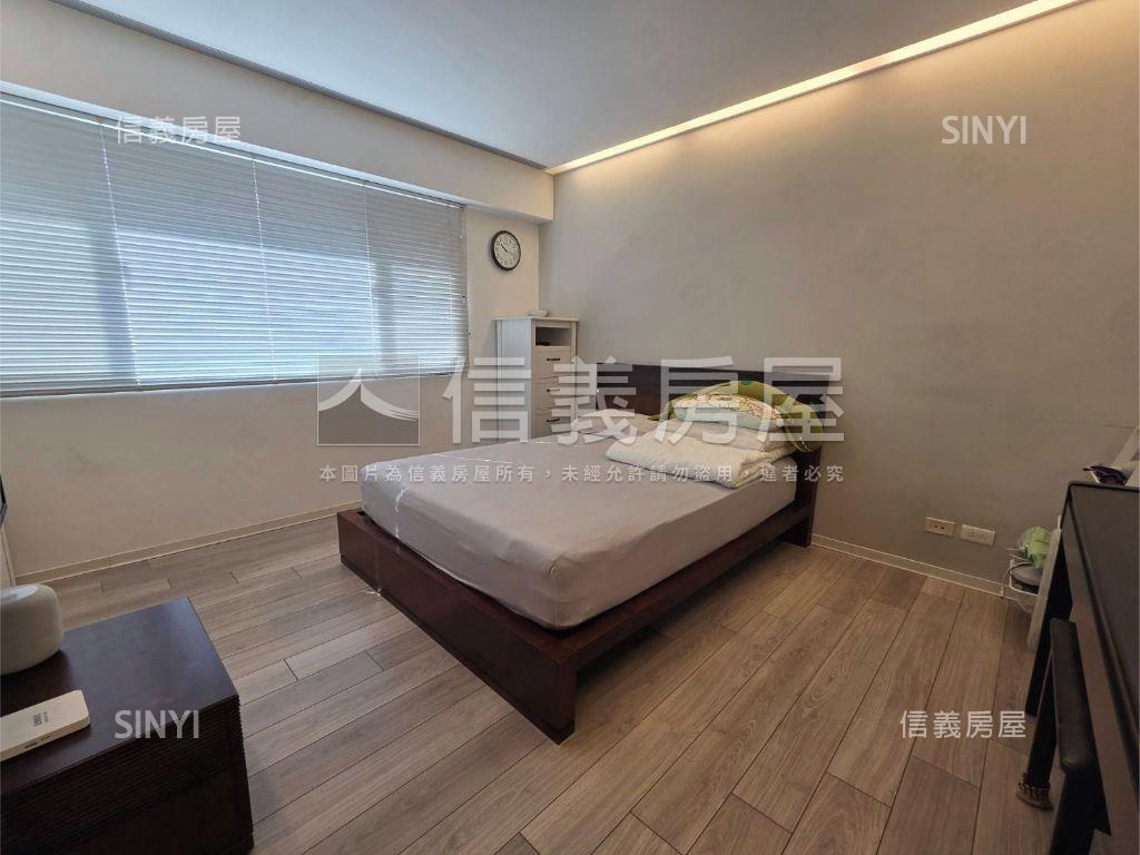 敦南４房華廈附坡平車位房屋室內格局與周邊環境