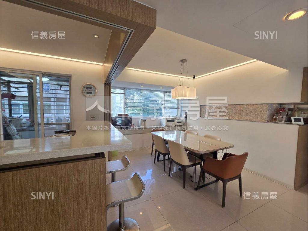 敦南４房華廈附坡平車位房屋室內格局與周邊環境