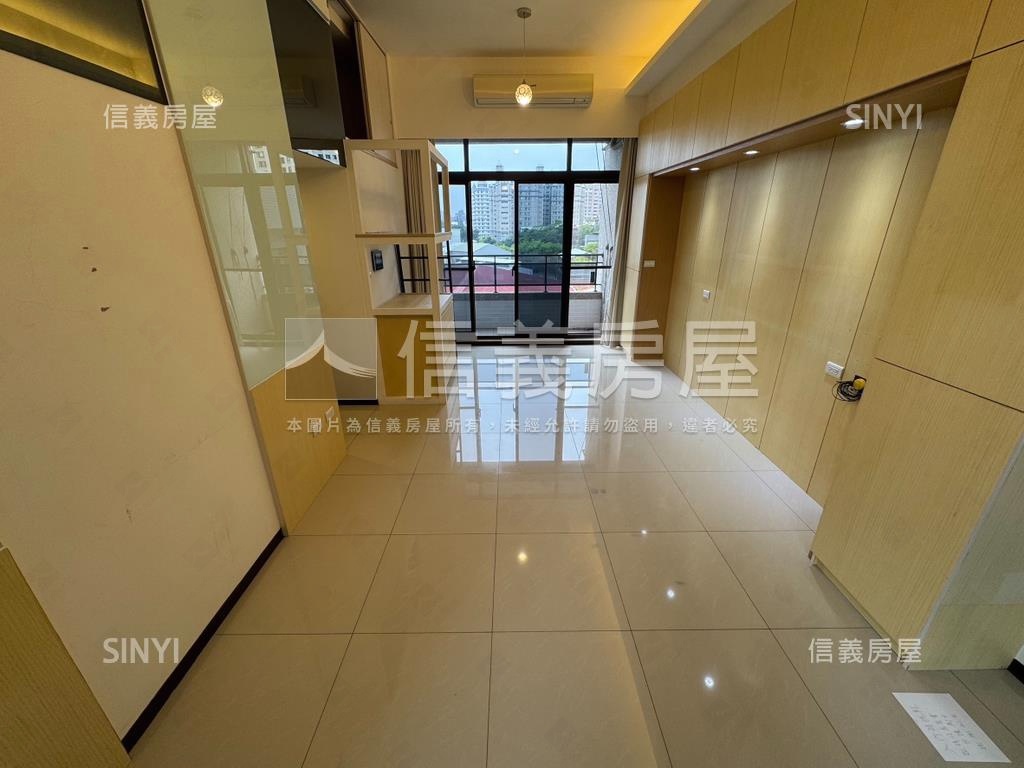 合勤綠園道美裝２房車位房屋室內格局與周邊環境